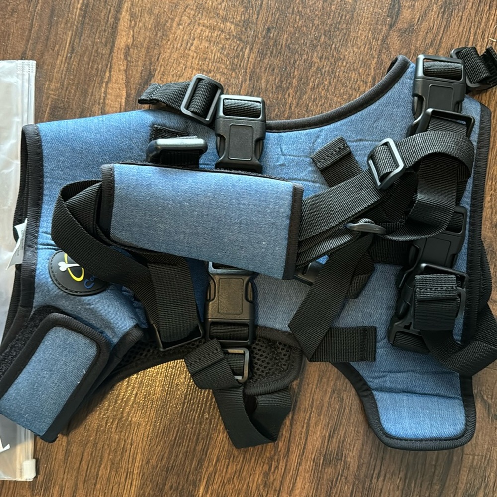 Coodeo Dog Lift Harness Medium NWOT
